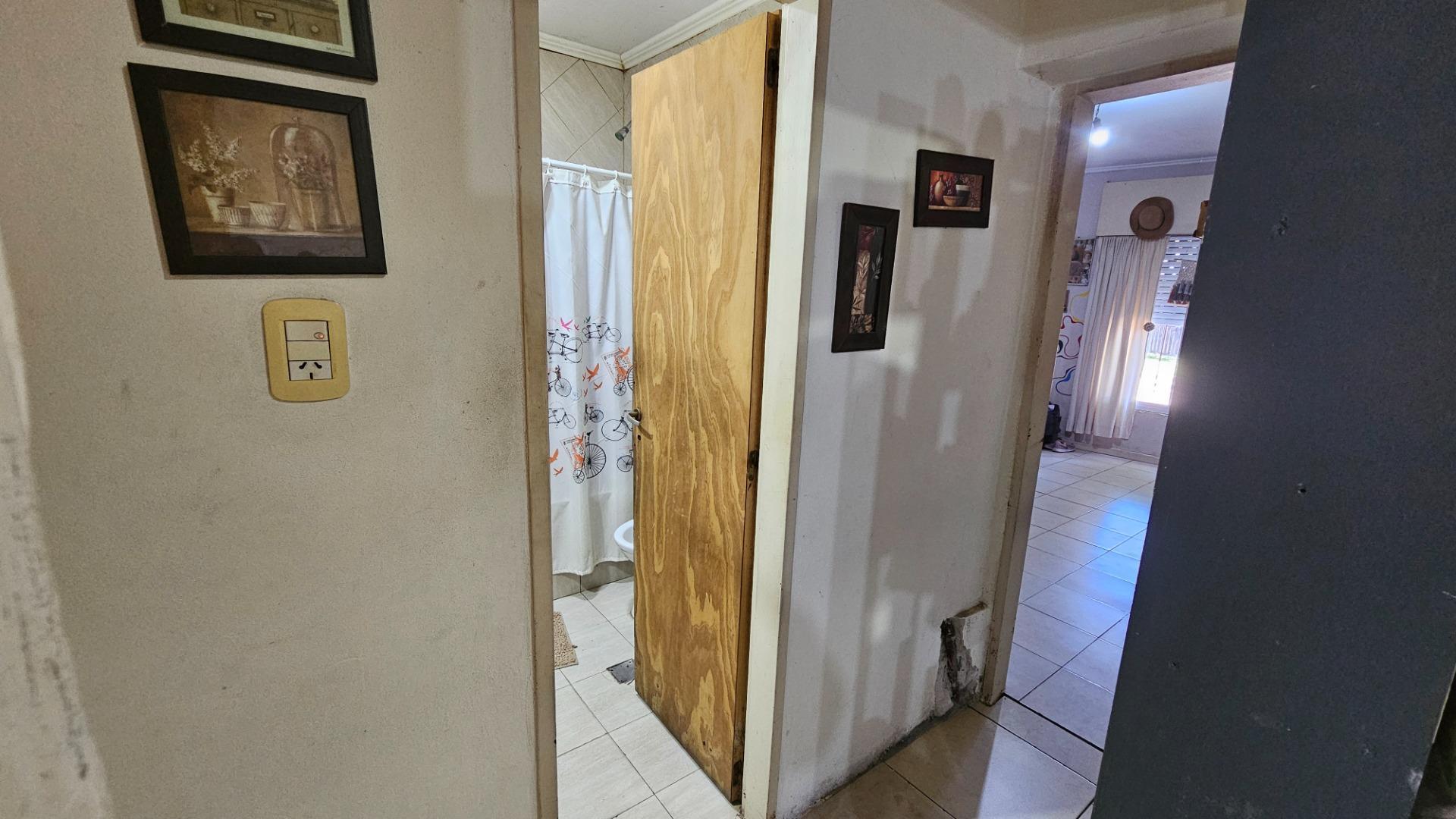 Casa 3 ambientes con 1 baño