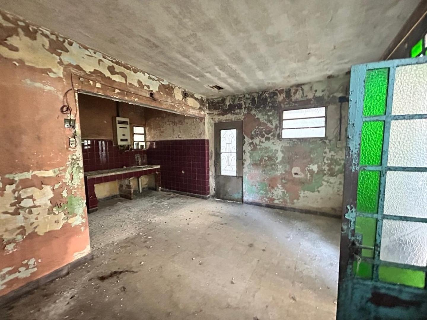 Superi 1500, propiedad a reciclar, lote de 148 m2 zona norte