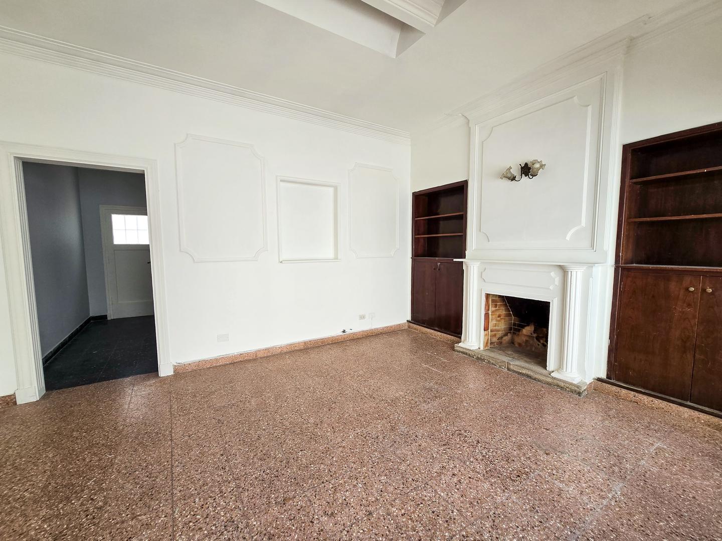 PH 3 amb. c/ dependencia y 2 patios - Ap. Crédito- Córdoba y Gascón