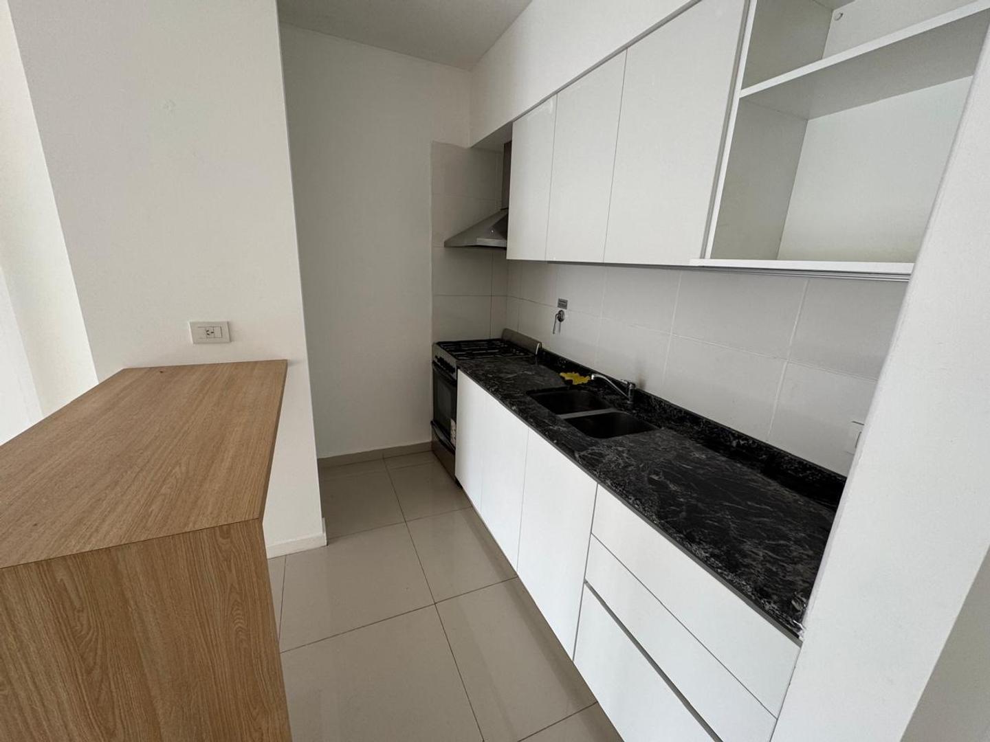 Departamento en Alquiler en Centro, $ 450.000