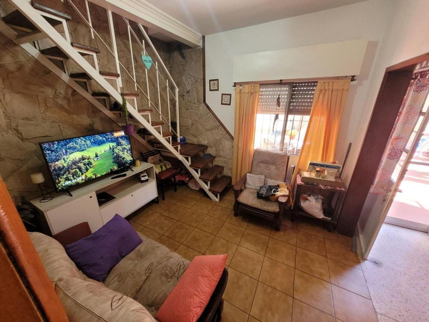 Depto Tipo Casa en Venta de 4 ambientes