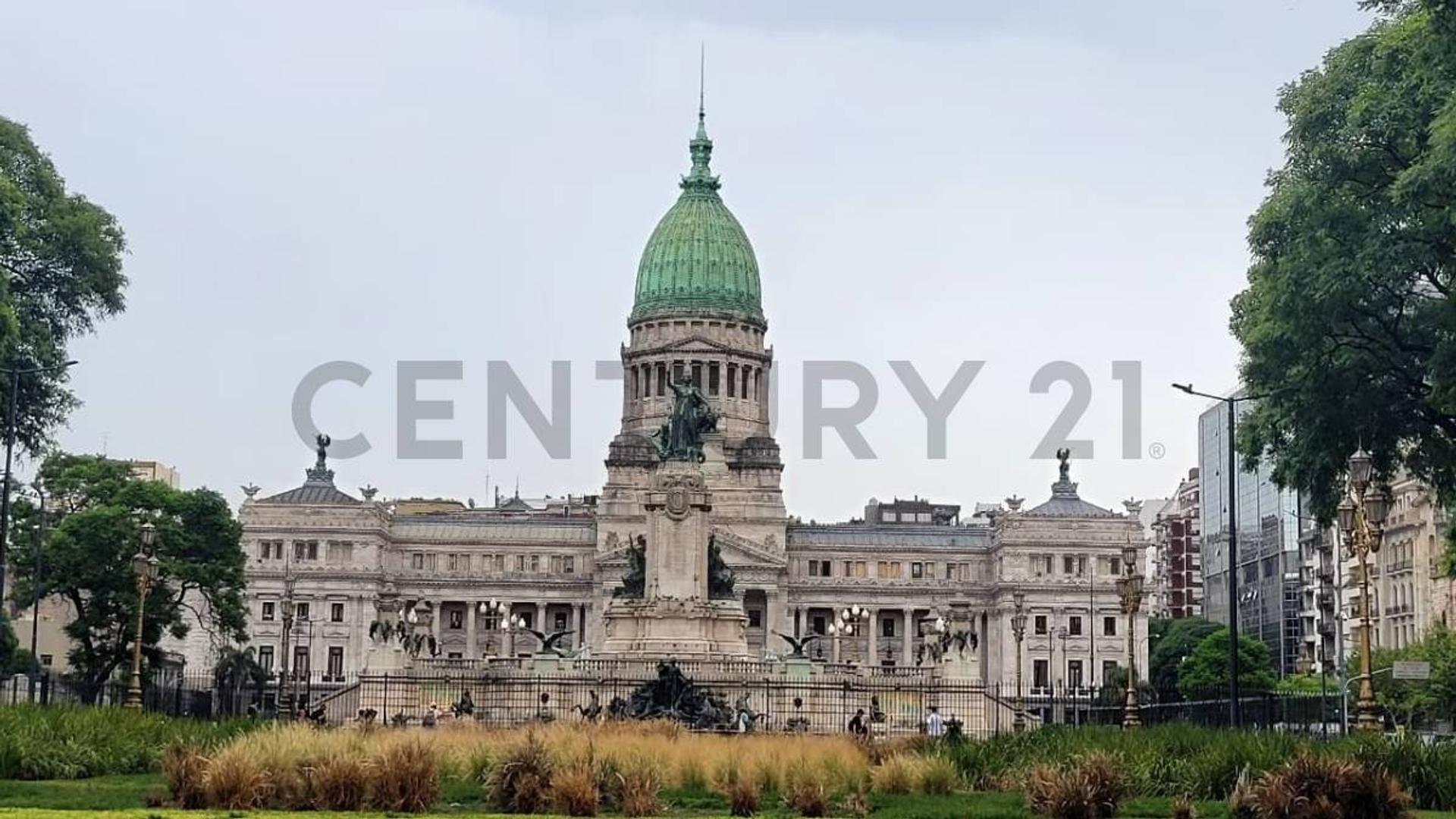 DEPARTAMENTO EN ALQUILER MONSERRAT/CONGRESO 3 AMBIENTES MAS ESCRITORIO O DEPENDENCIAO 4 AMBIENTES