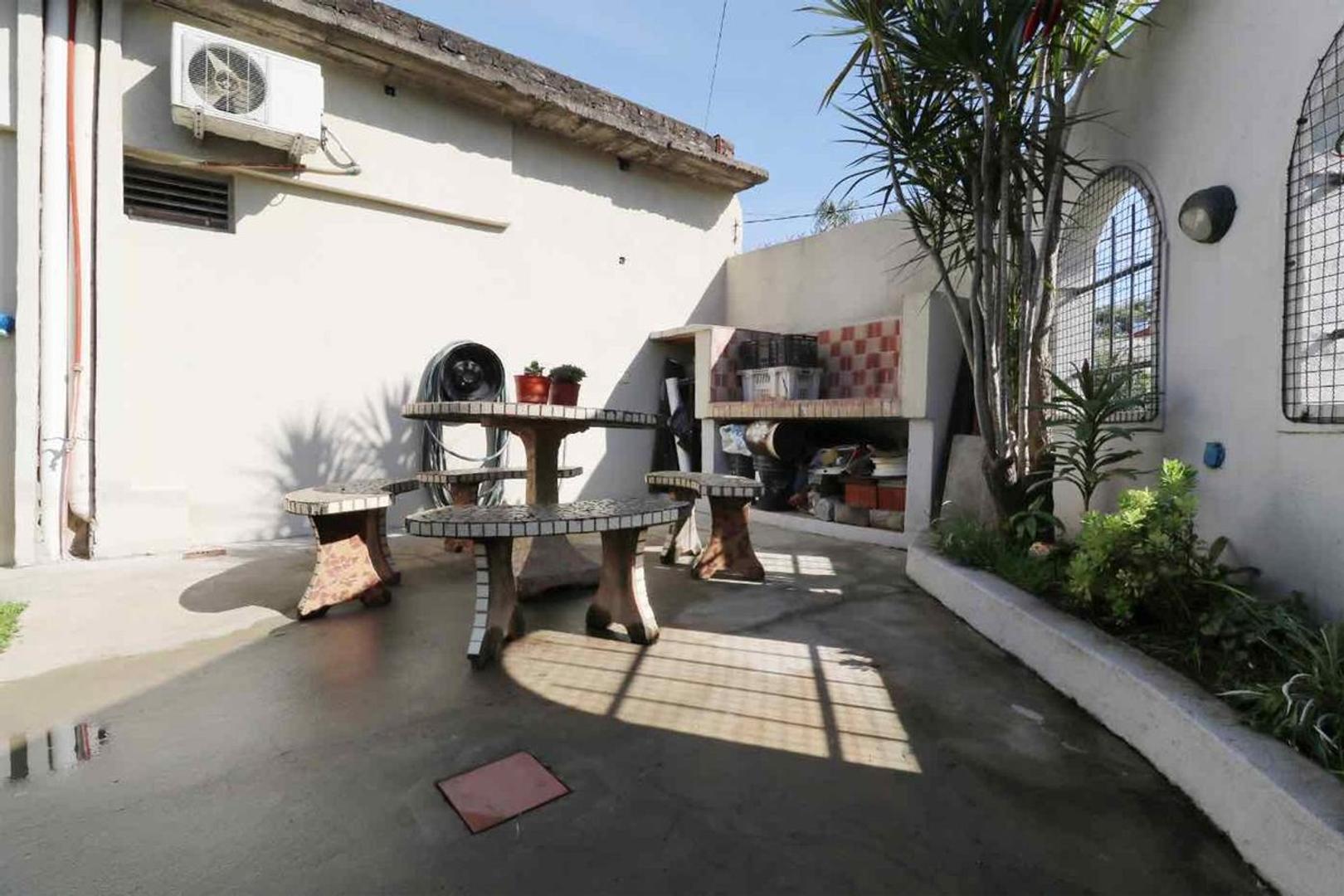 Casa en Venta en Villa Ballester, USD 104.000