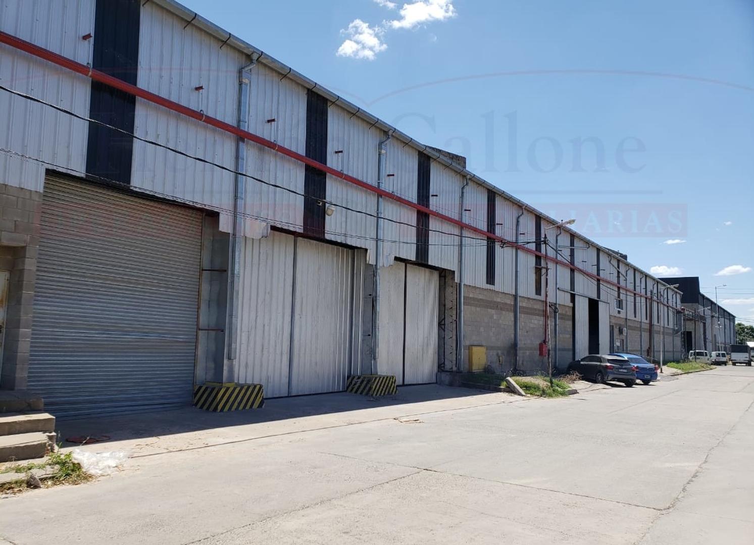 NAVE INDUSTRIAL DE 2400 M² EN PARQUE INDUSTRIAL DE HAEDO
