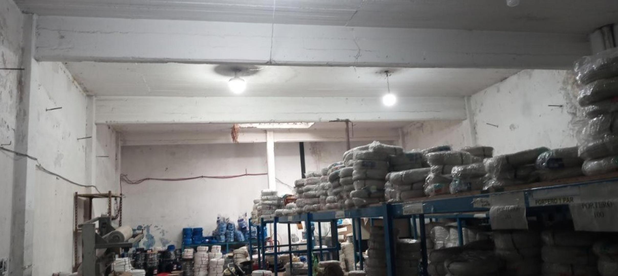 Galpon en Venta en Ciudadela, USD 300.000