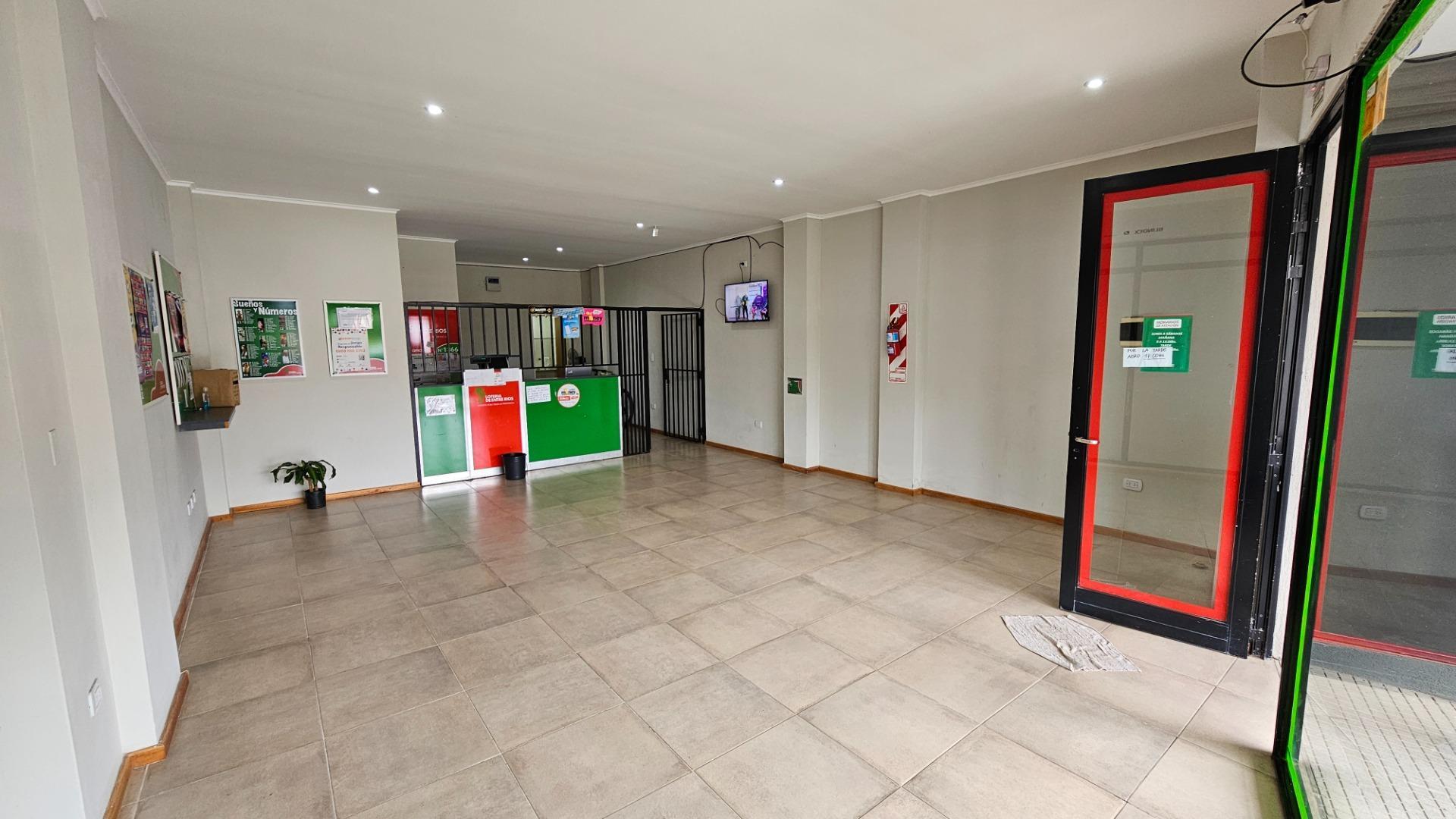 Av. Parque Sarmiento