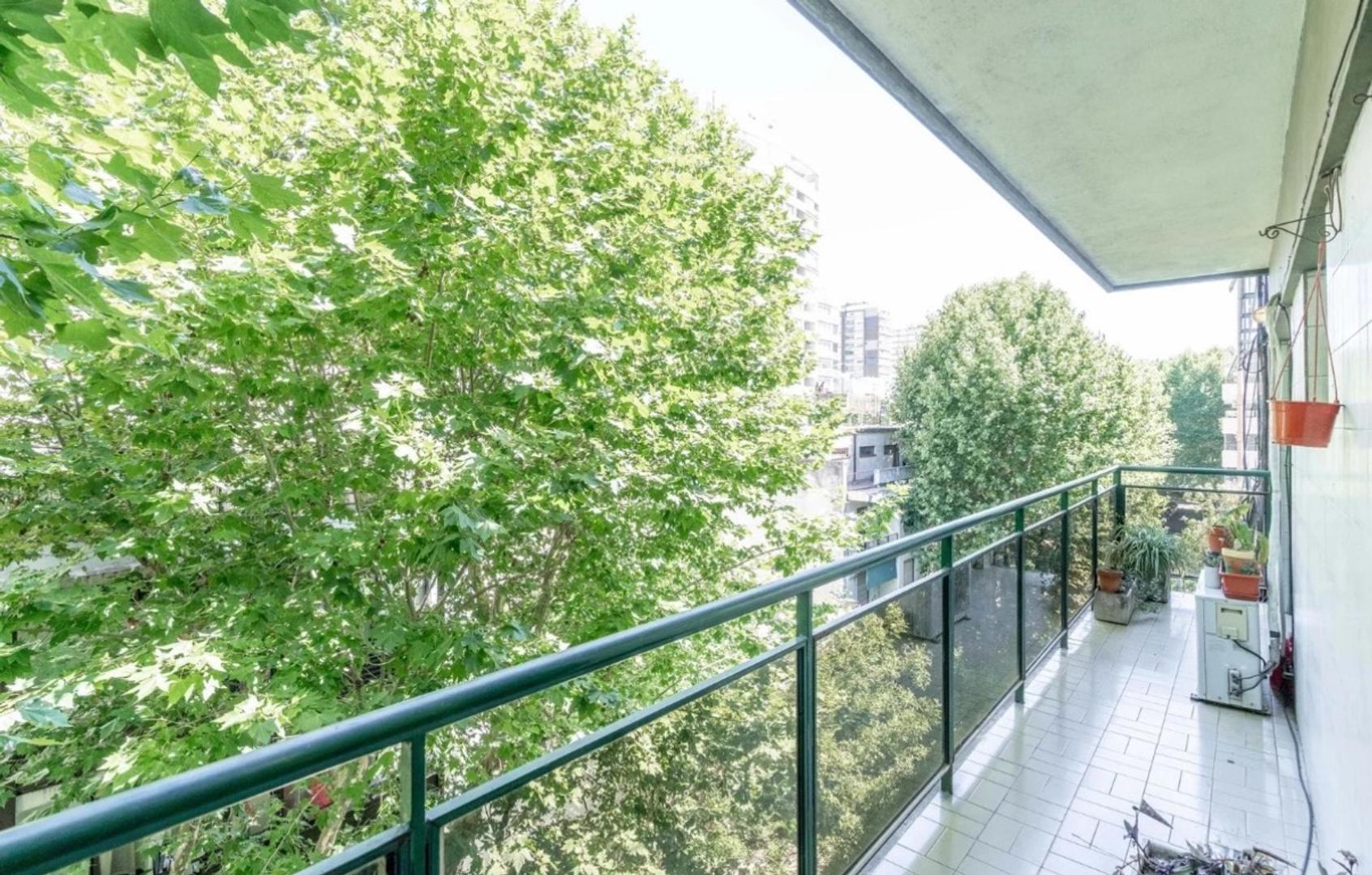 Departamento 4 ambientes con 2 baños