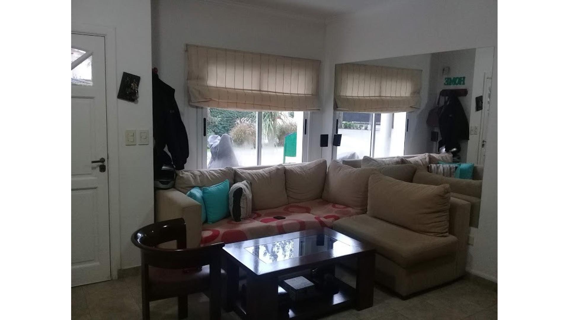 Barrio Cerrado María Del Parque