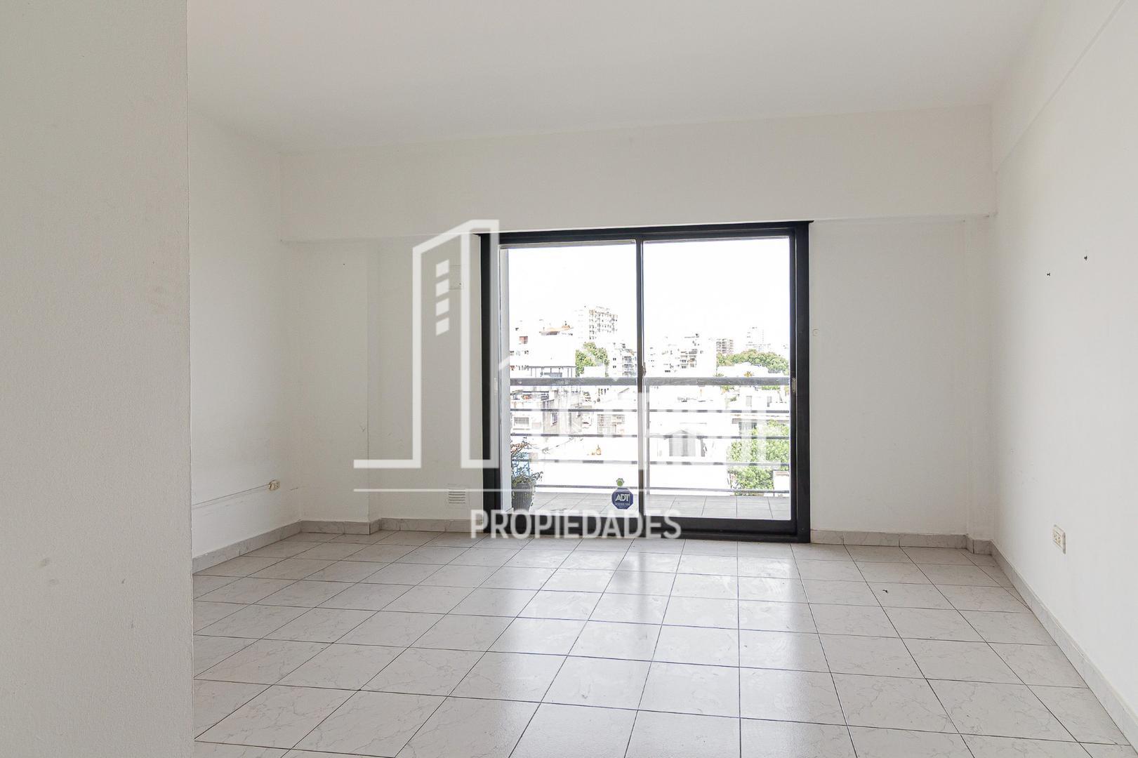 Av Cordoba 4800, Piso 5