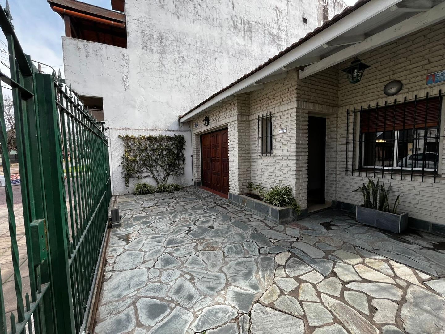 Hipolito Yrigoyen 1137