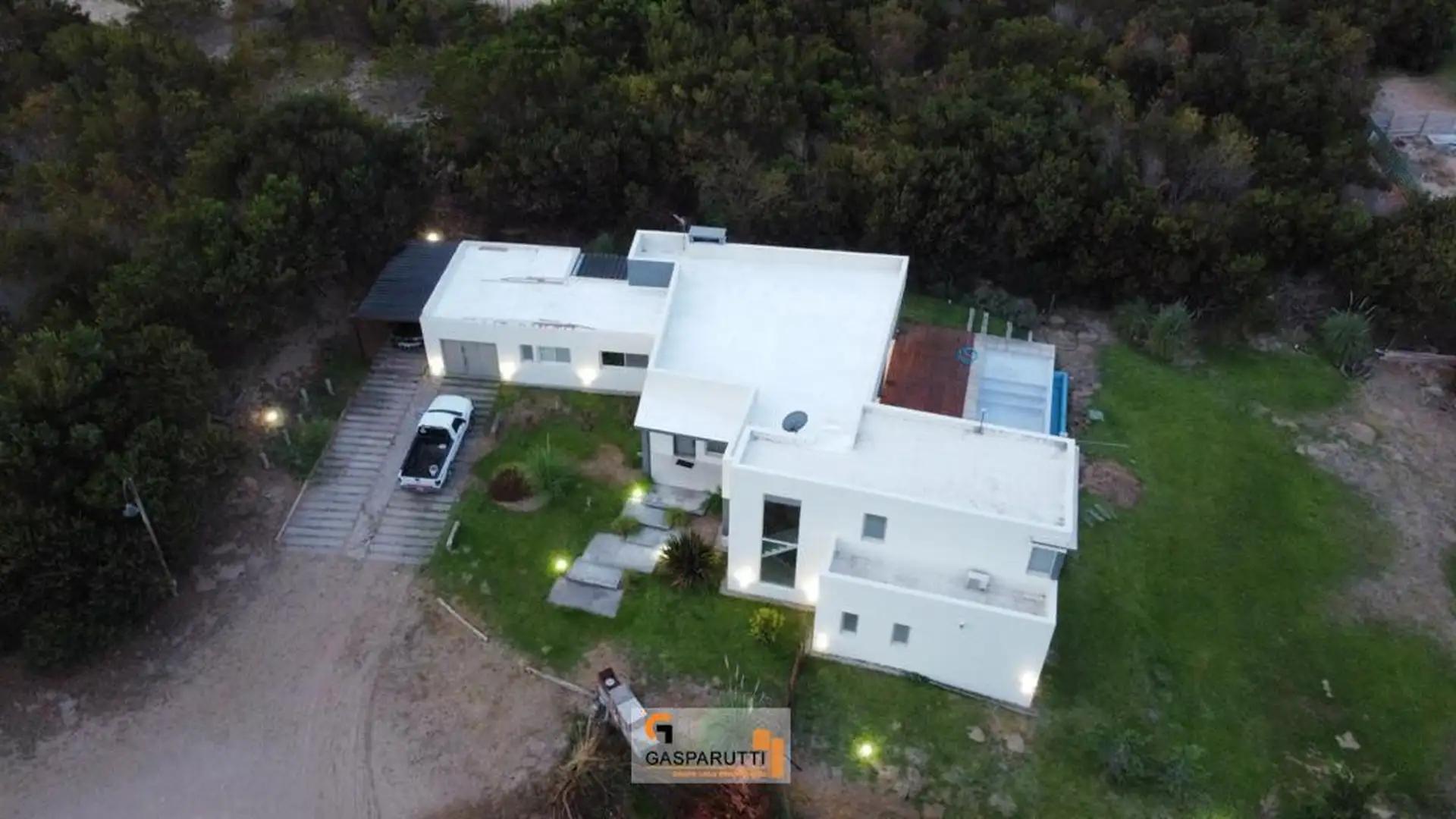 Costa Esmeralda, Pinamar