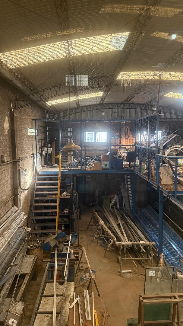 GALPÓN TINGLADO ITUZAINGO PERMUTA Y FINANCIA