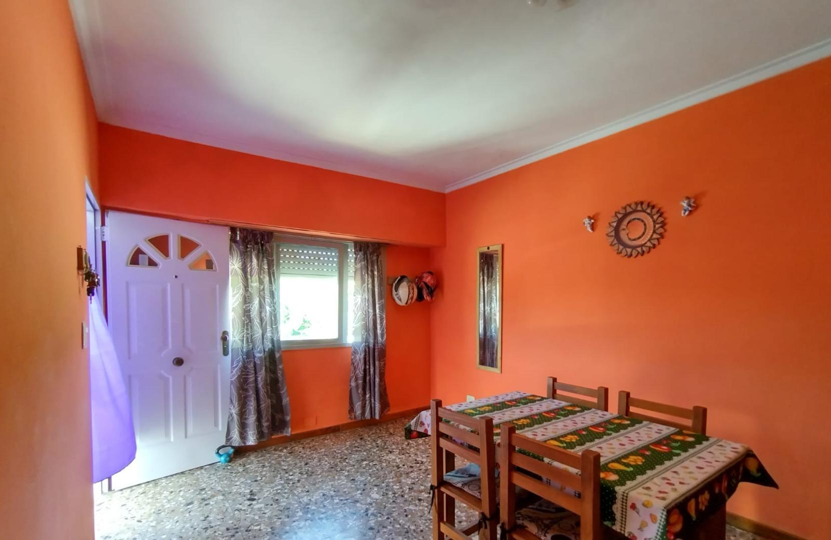 Depto Tipo Casa en Venta de 6 ambientes