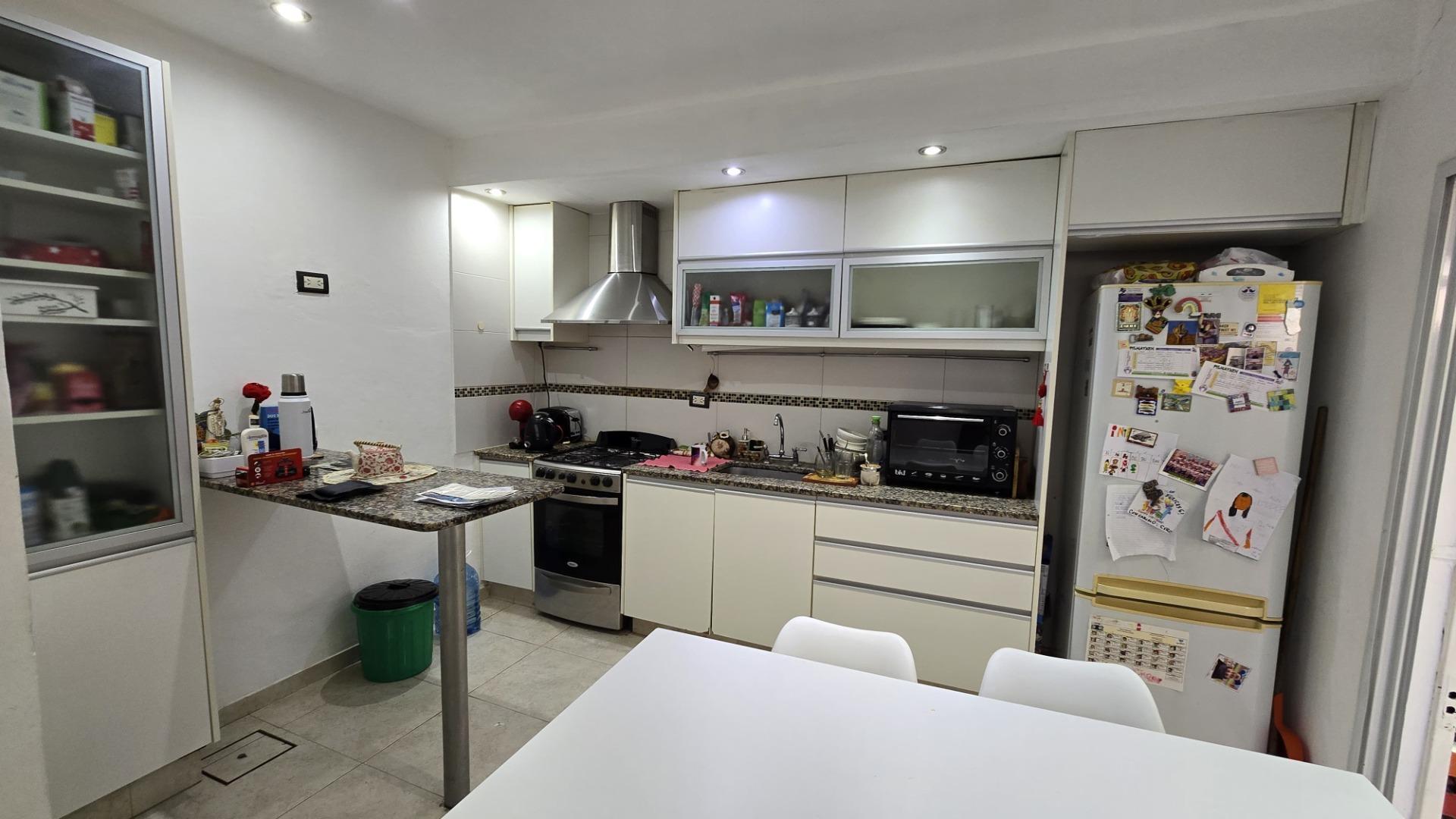 Depto Tipo Casa en Venta con 1 cocheras