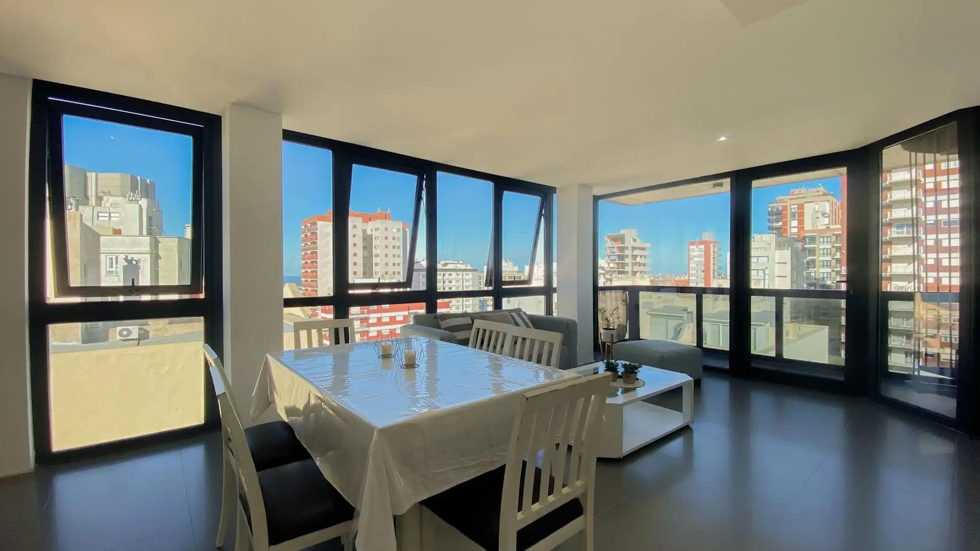 Piso de 3 ambientes con vista al mar