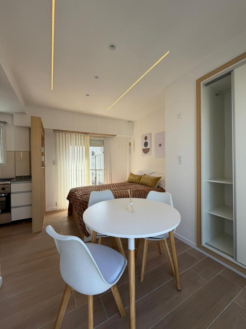 Buenos Aires 2300, Piso 10