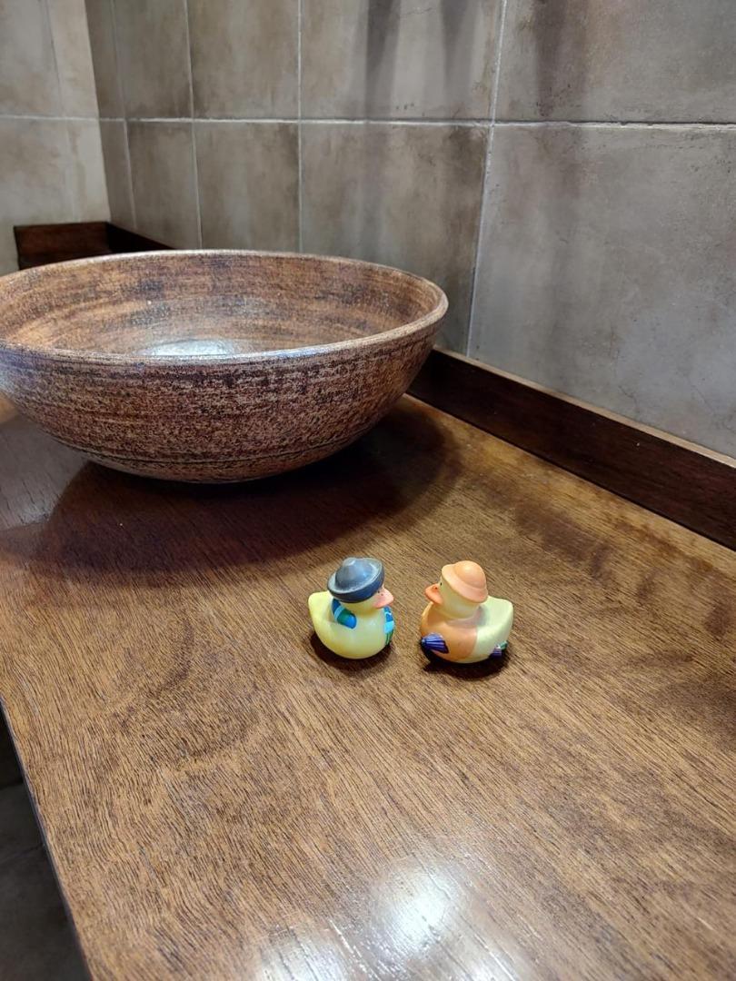 Casa Al Lago en Venta de Cuatro Dorm Barrio San Marco,