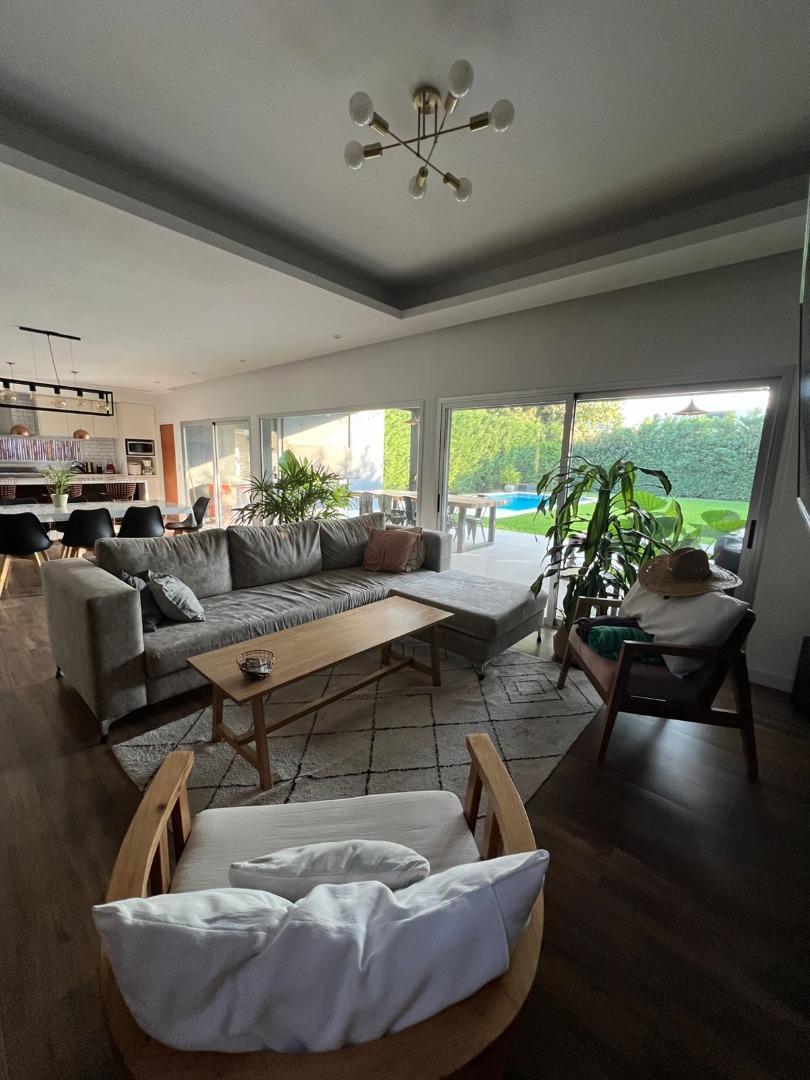 CASA EN VENTA HARAS MARIA VICTORIA