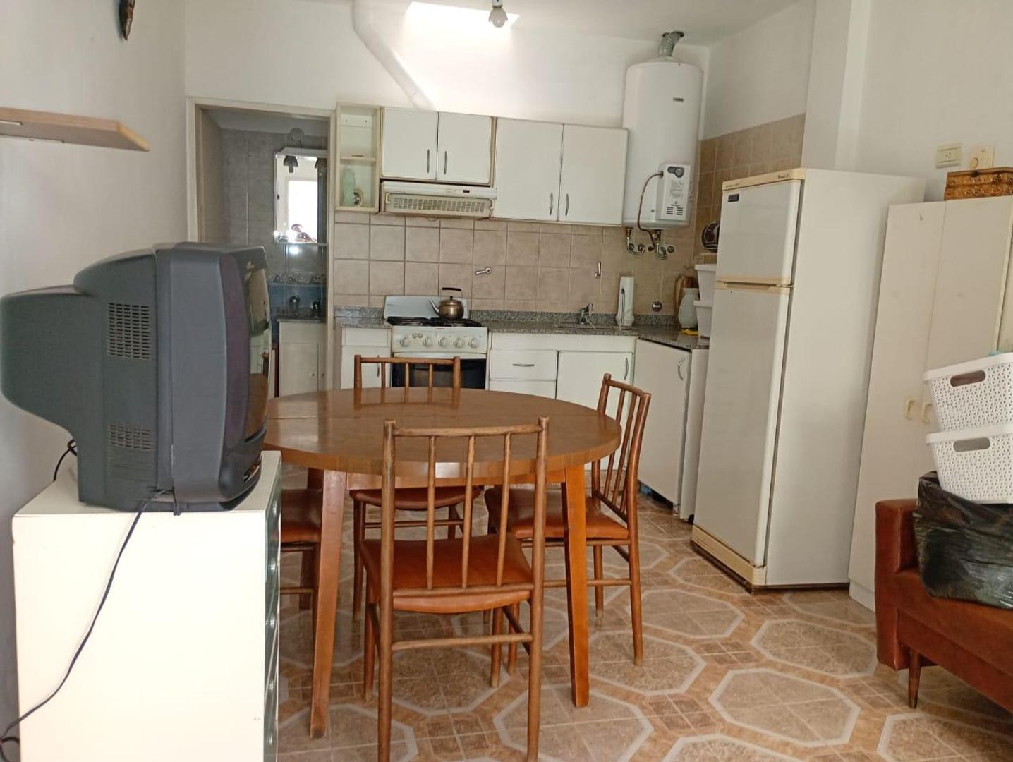 PH en venta 2 ambientes en monte grande