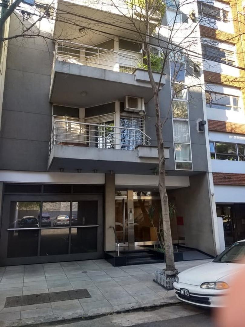 Excelente 1 Amb , Soler y Medrano , posibilidad de cohera