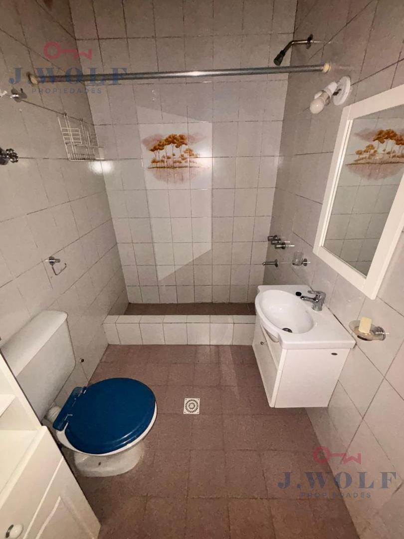 Depto Tipo Casa en Alquiler de 2 dormitorios