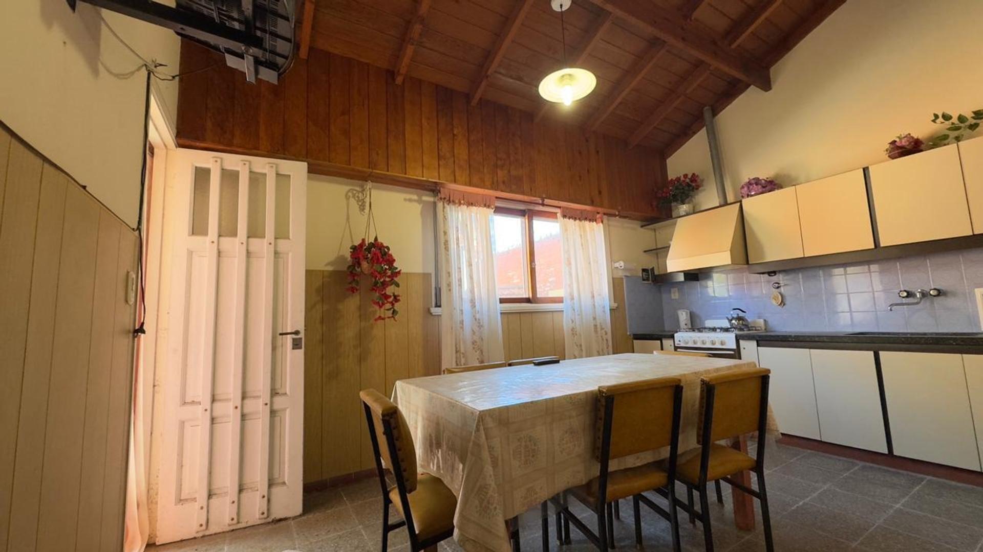 Santa Maria De Oro 3400