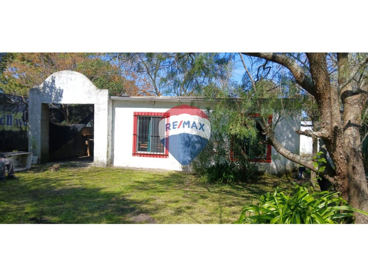 Venta Casa 2 Dorms, Calle 11, Artilleros, Colonia.