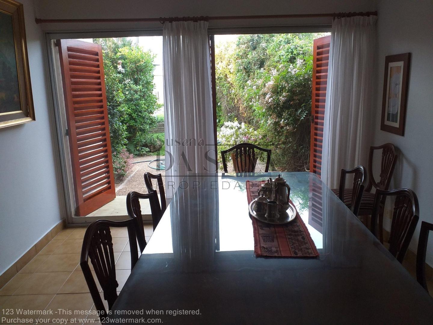 Casa en Venta de 5 dormitorios