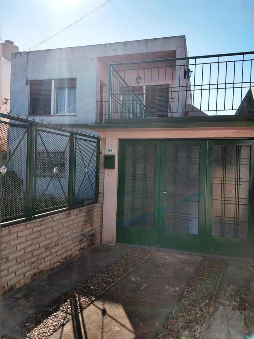 Depto Tipo Casa en Venta de 3 ambientes