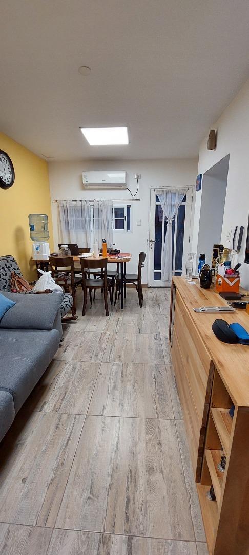 Jose Maria Paz 100, Piso PB