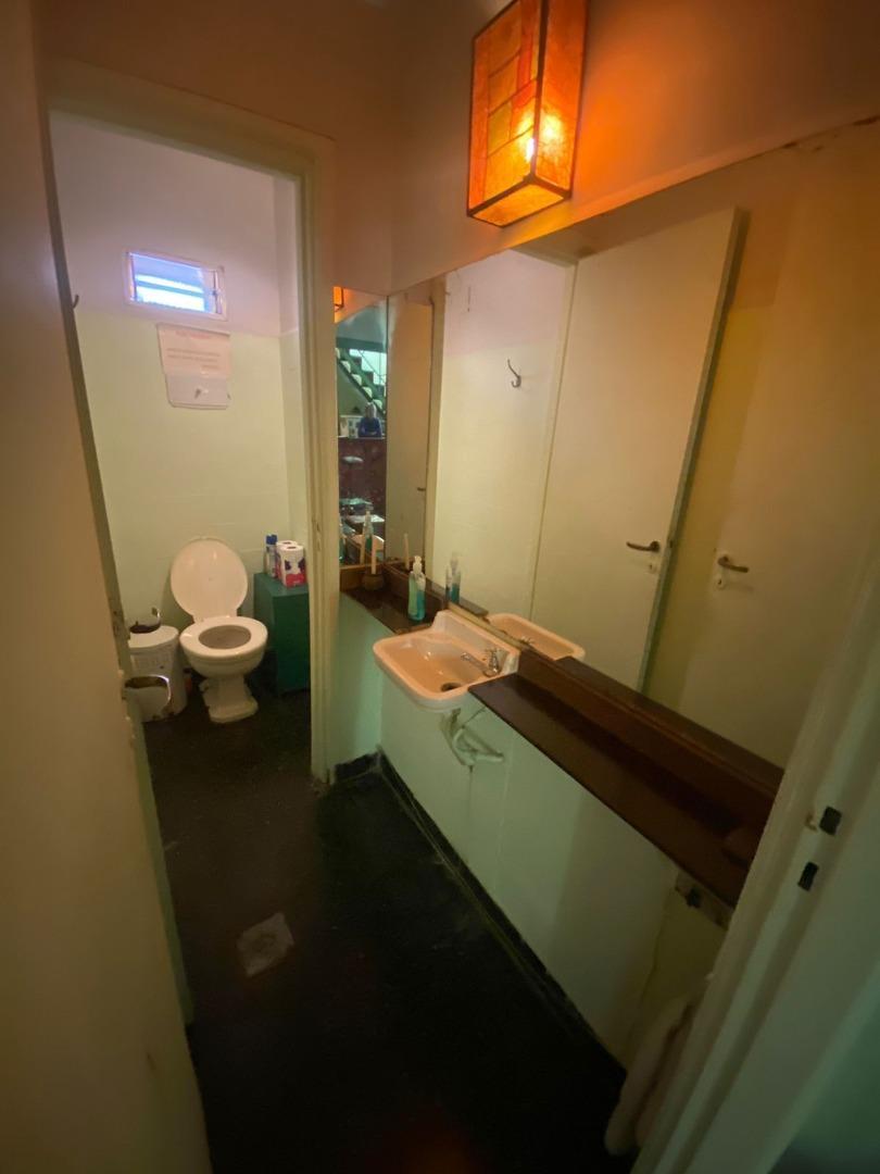 ALQUILER PH ESQUINA APTO TODO RUBRO CON TERRAZA