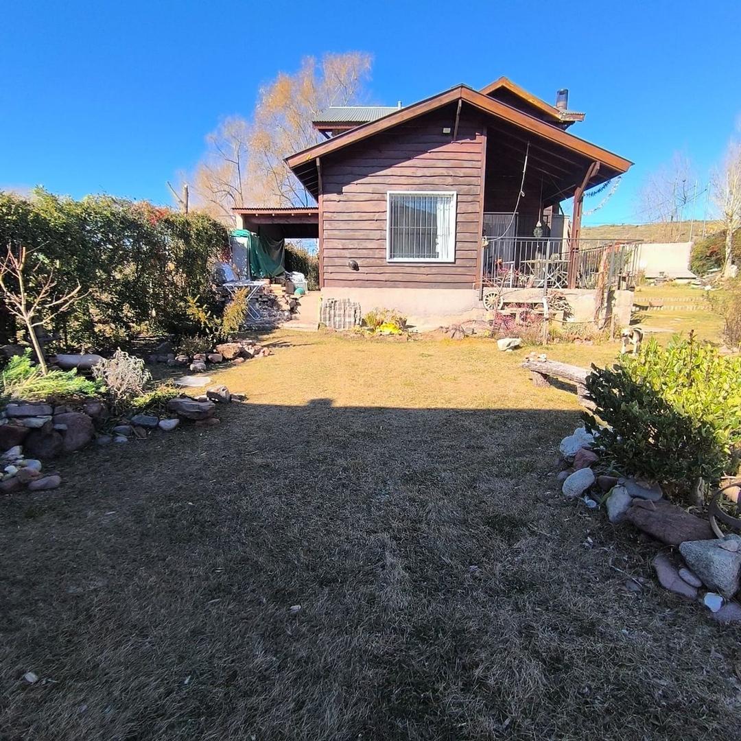 Casa 3 ambientes con 1 baño