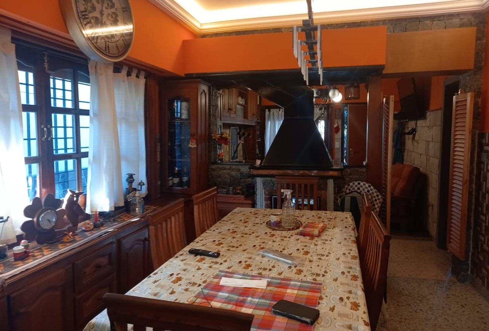 Depto Tipo Casa en Venta al Este