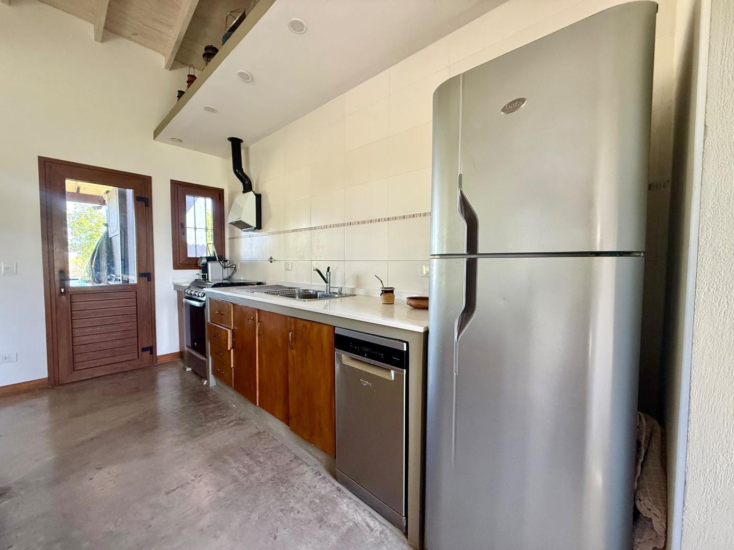 Casa 4 ambientes con 3 baños