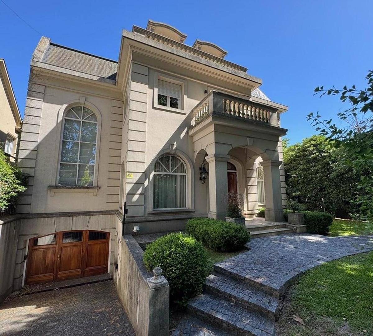 Casa en Venta en Acassuso, USD 1.380.000