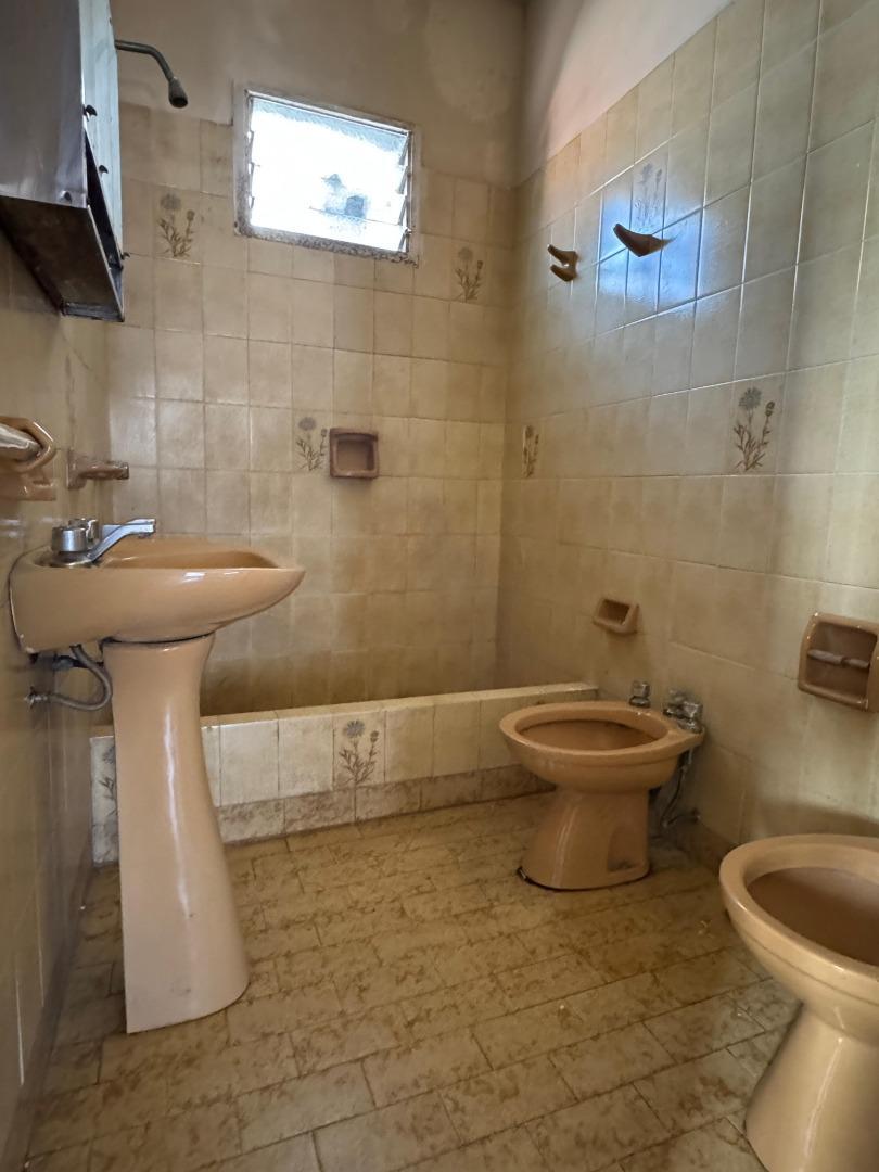 CASA CONTRAFRENTE 3 AMB CON JARDIN - APTO CREDITO