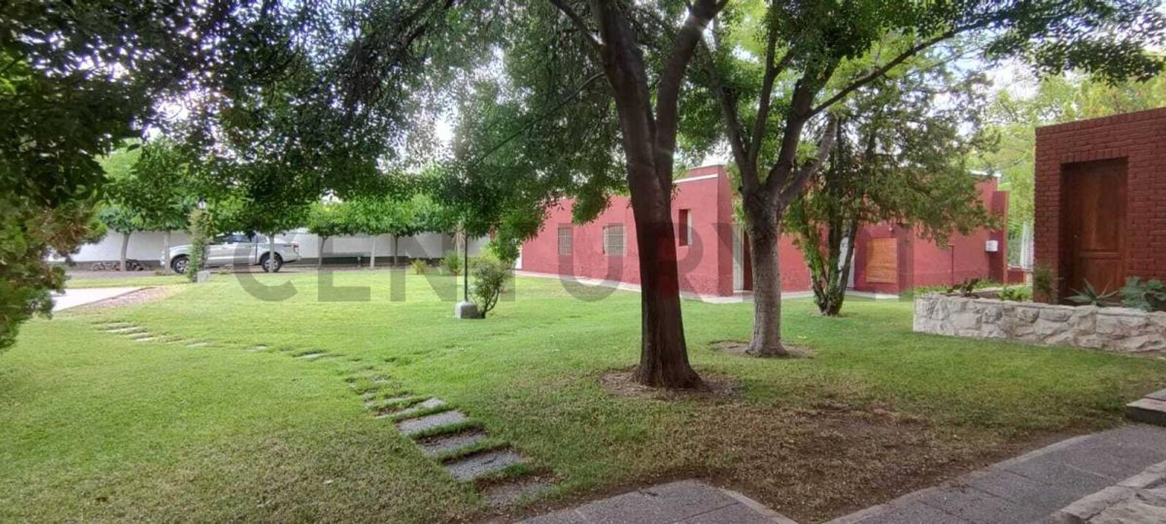 CRUZ VIDELA 100, Piso 0