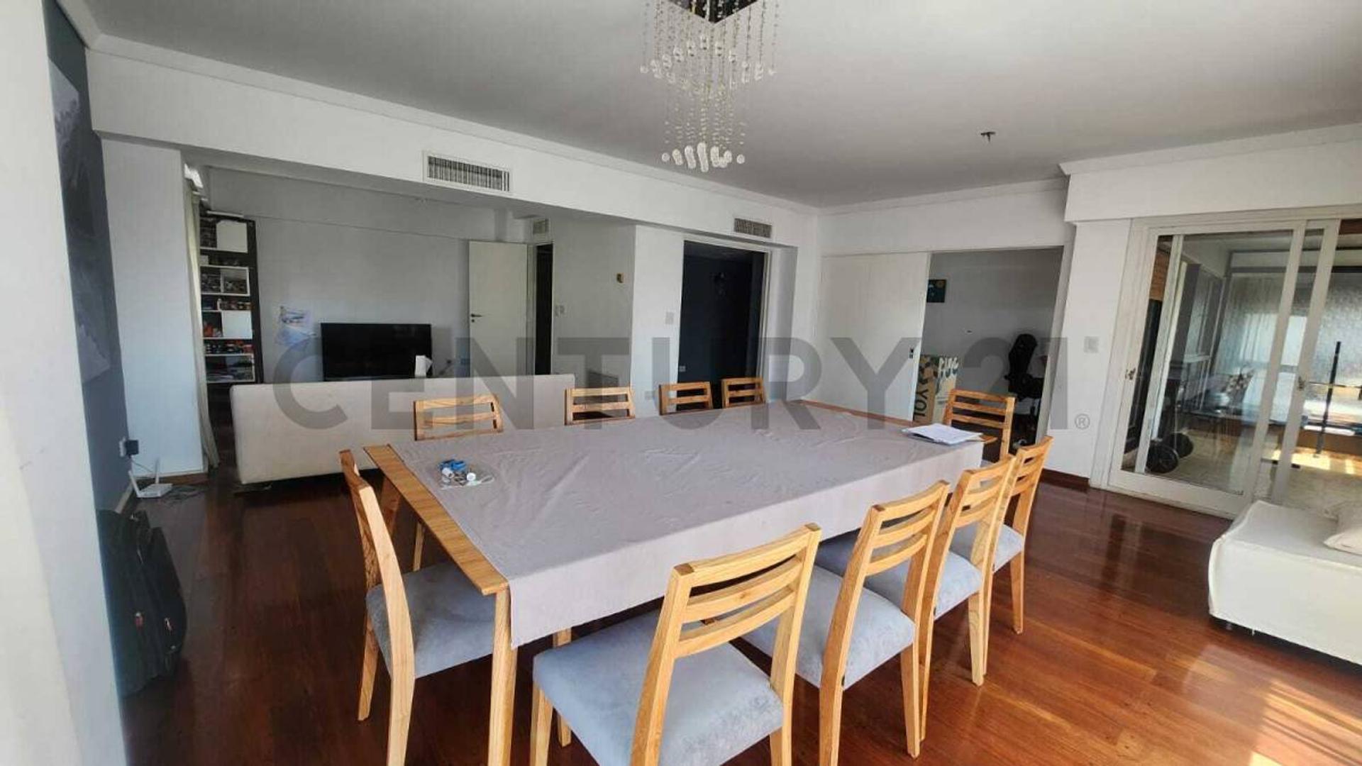 Av. Del Libertador 1950 , Piso 4