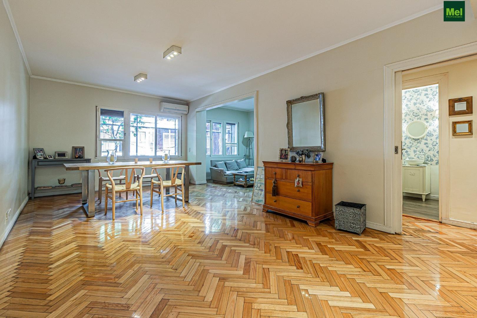 3 AMBIENTES REFACCIONADO CON COCHERA