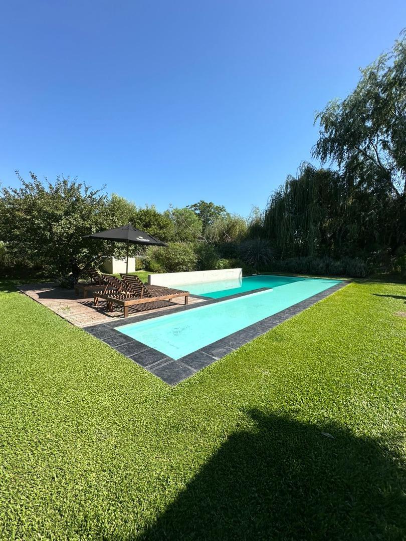 Cabañas en Complejo Hotelero