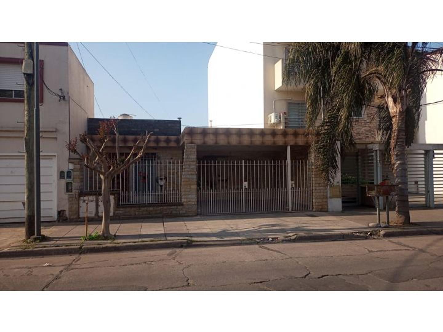 Depto Tipo Casa en Venta de 2 ambientes