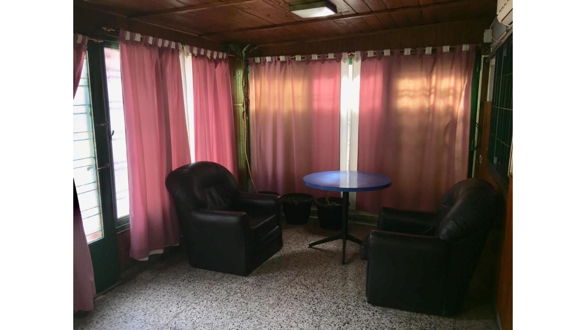 Depto Tipo Casa en Venta de 4 ambientes
