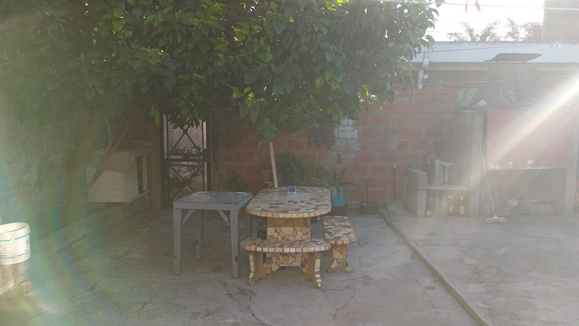 Depto Tipo Casa en Venta al Este