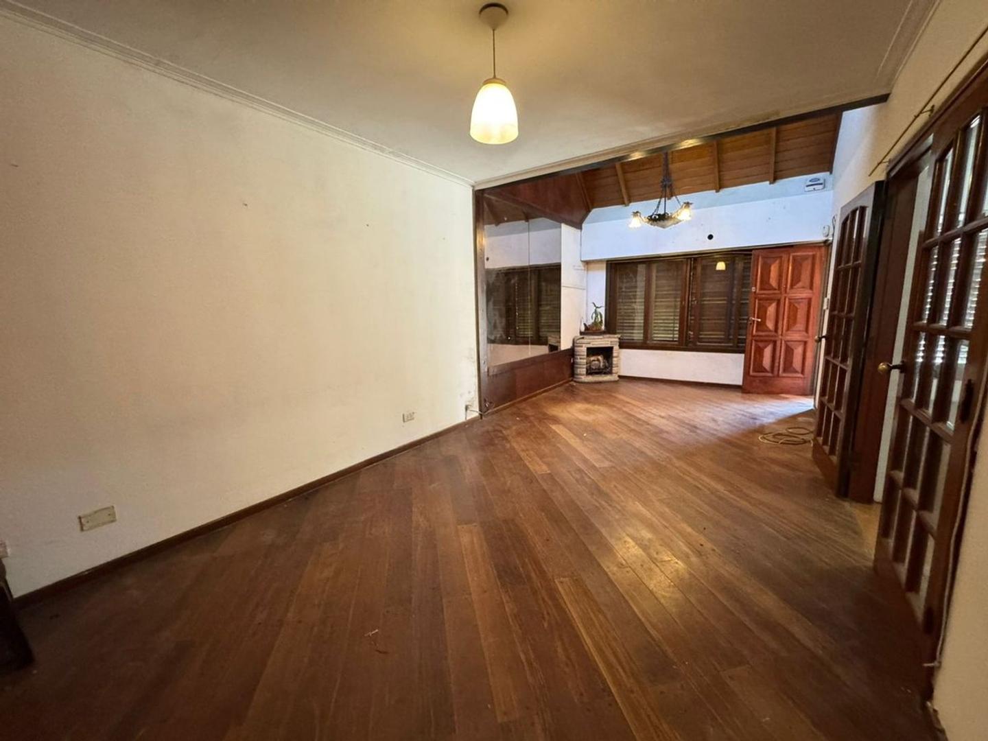 Casa en Venta en Remedios De Escalada, USD 72.000