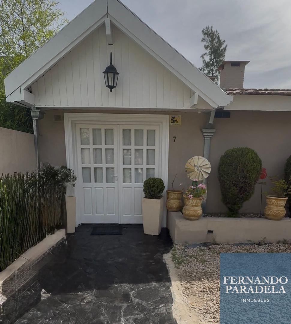 Casa en venta barrio Las Renatas