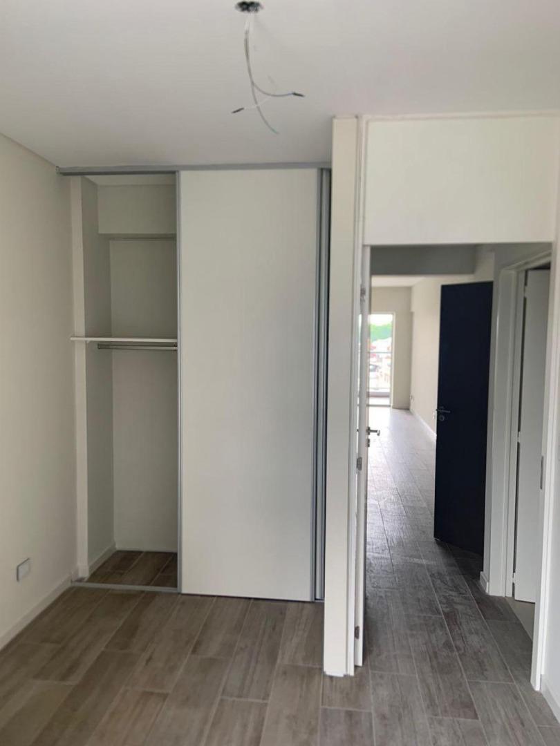 Departamento en Venta en Villa del Parque, USD 117.000