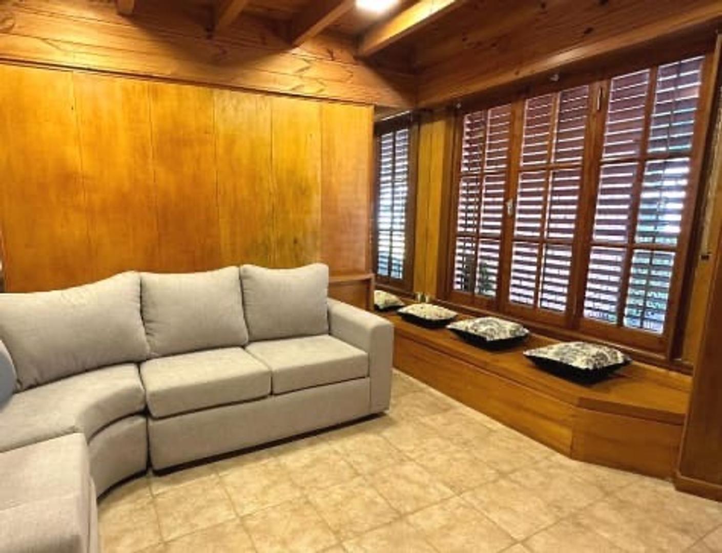 Chalet 3 Amb. c/playroom o 3er dormit- L.Troncos - amobladad