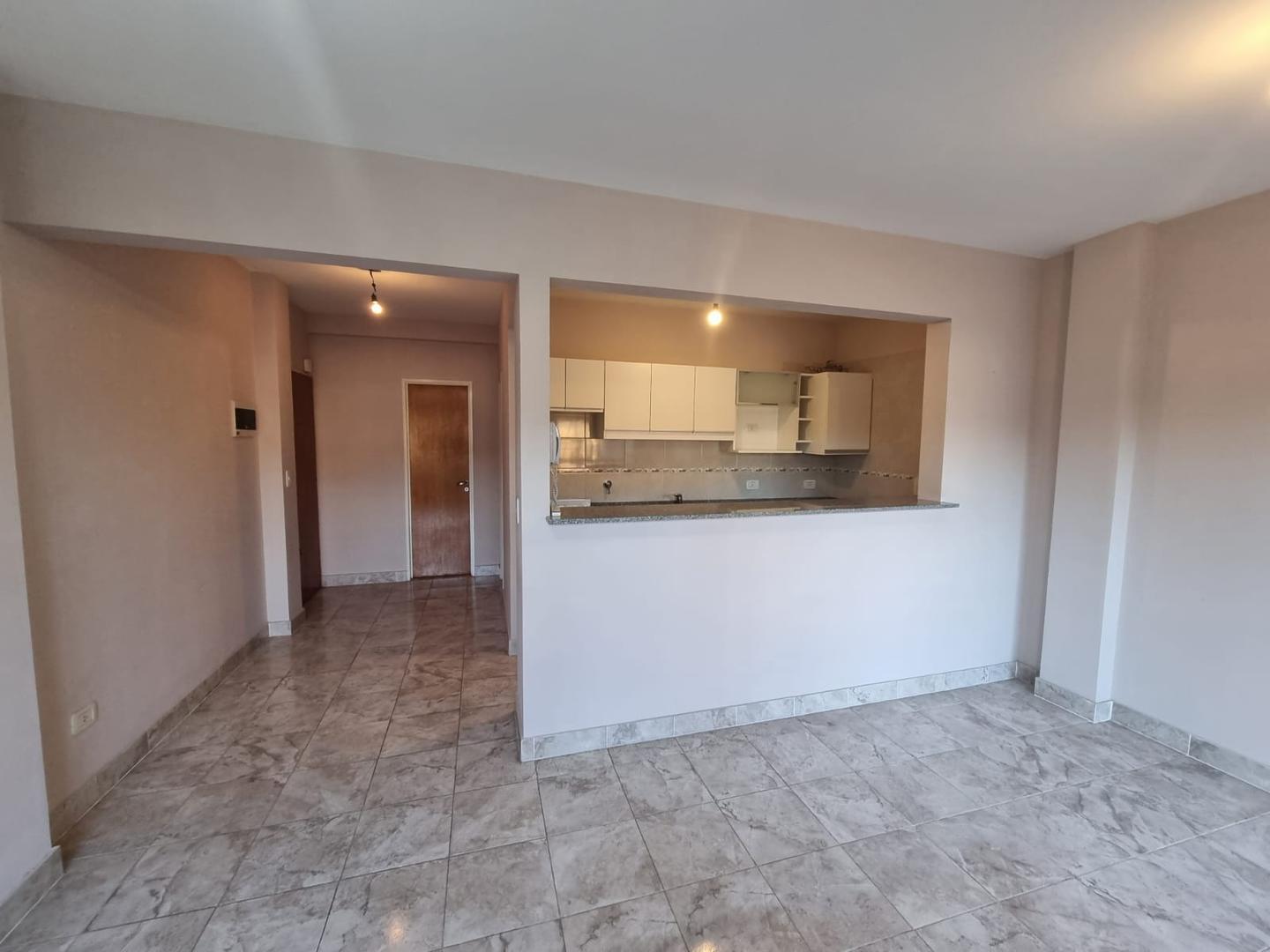 Departamento en Alquiler en Villa Bosch, $ 550.000