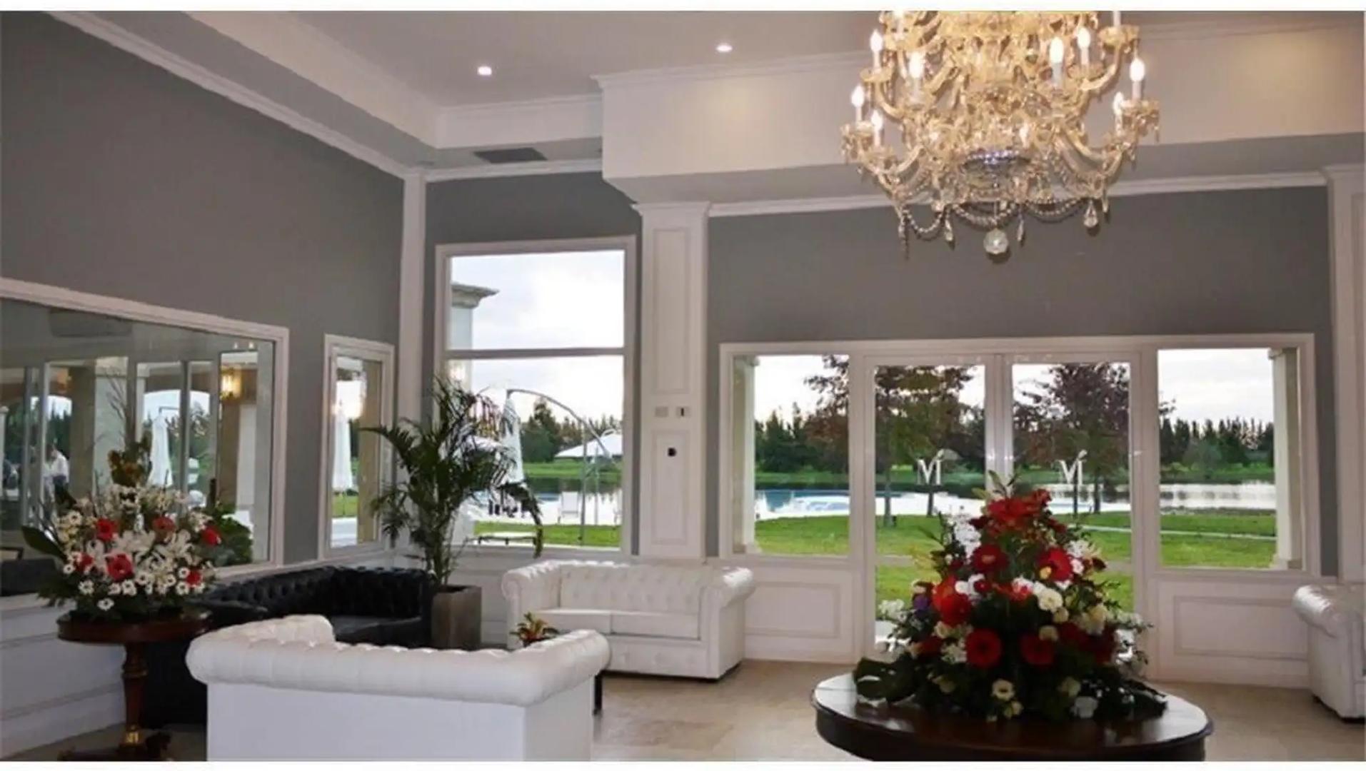 Terreno en Venta en Club Miralagos, USD 95.000