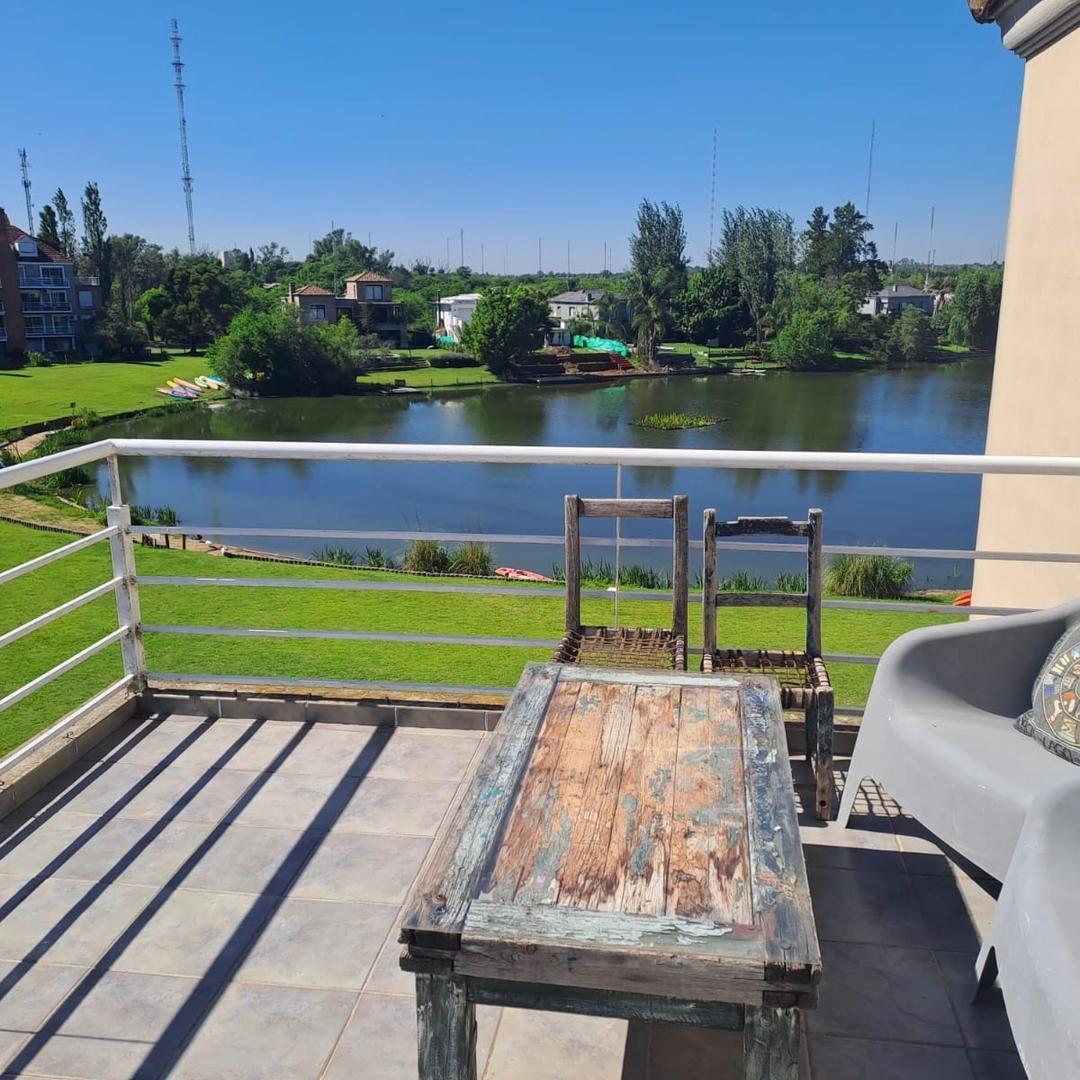 Departamento en Venta con 1 cochera